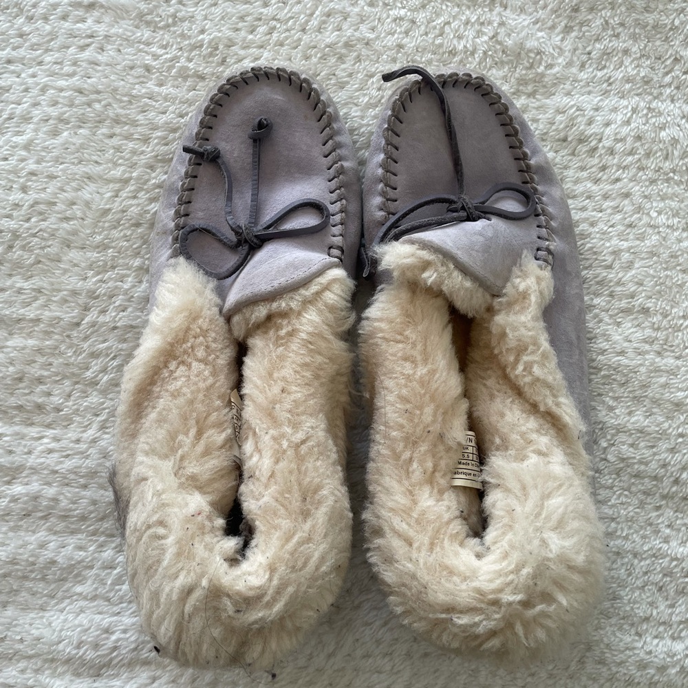 Ugg Alena Purple Moccasins High Top or Rolled Down Size 7